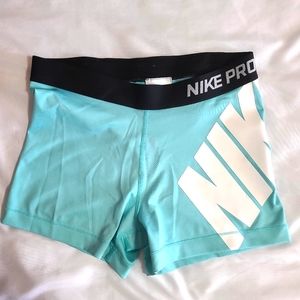 Nike Shorts Size Medium Nike Spandex